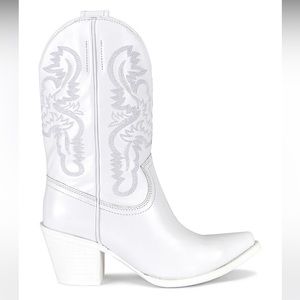 Jeffrey Campbell Rancher boot in white